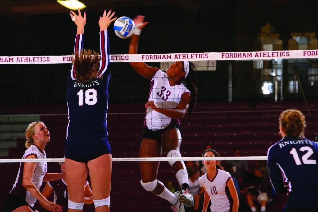 Randi Ewing, Fordham College at Rose Hill ’13, dominated Fordham’s second match at the Bucknell Invitational. (Courtesy of Fordham Sports)