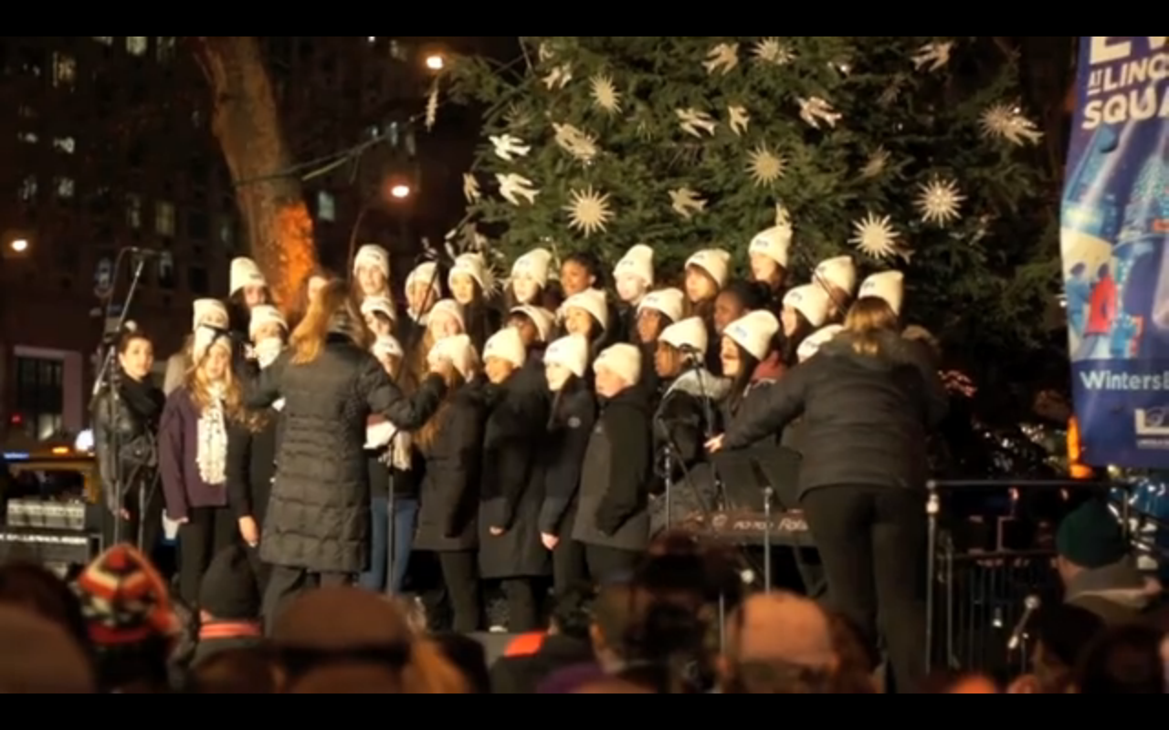 Lincoln Square’s 13th Annual Winter’s Eve Festival Attracts Hundreds to Begin the Holiday Season