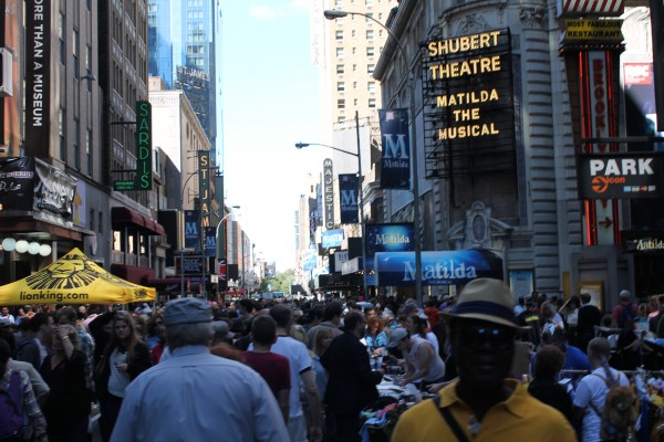 Broadway Flea Market in Shubert Alley on September 22, 2013.
(Tyler Martins/The Observer)