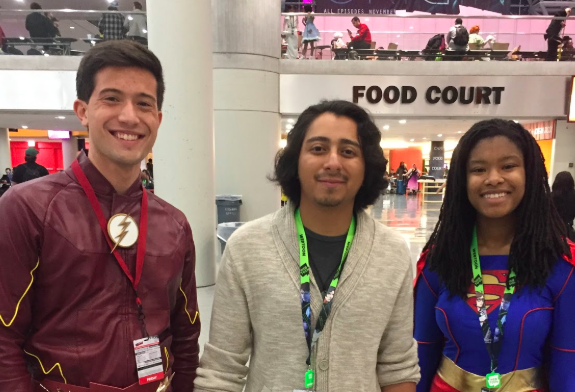 Gabriel Samandi, FCLC ’22 (left), and Daejah Woolery, FCLC ’22 (right), meet actor Tony Revolori (center) at NYCC 2018.