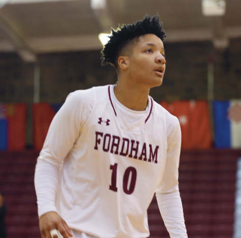 Perfect 10: Meeting Women’s B-ball Team’s Newest Phenomenon