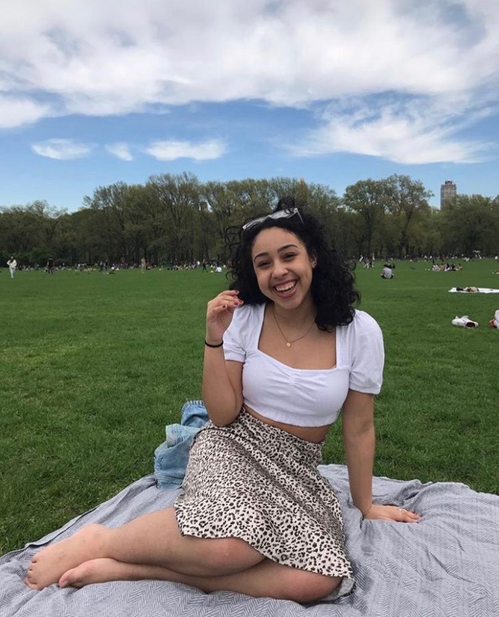 Lis Ortiz, FCLC 20, a recipient of a Fordham Summer Research Grant, will spend their summer studying how bilingual participants perceive memories or if that has an affect on someones self perspective, and working part time at Glossier.