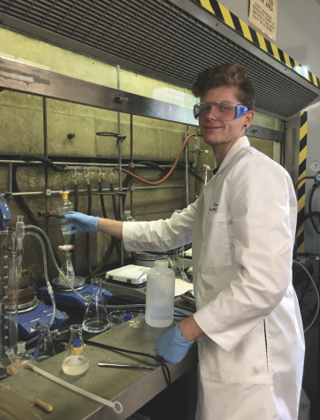 Karel Van Bourgondien, FCLC '21, working on an anti-Hepatitis C agent in a chemistry lab in John Mulcahy Hall at Rose Hill.