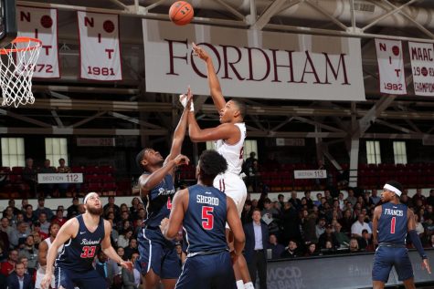 Joel Soriano, Fordham College at Rose Hill (FCRH) ’23, managed 11 rebounds in the match against Richmond.