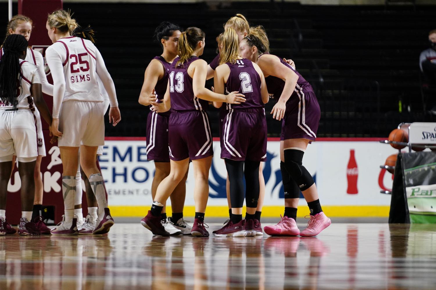 Fordham Women’s Basketball Worn Down Late in Loss to UMass, 61-56 - The ...