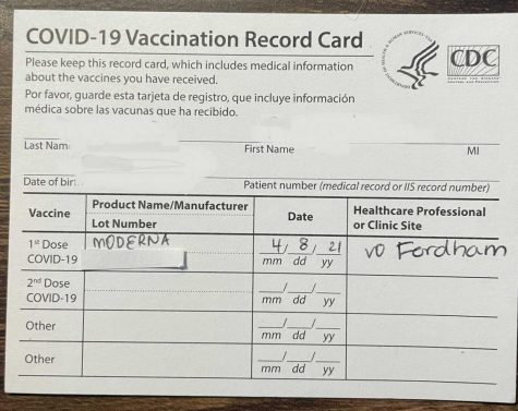photo of a vaccination card