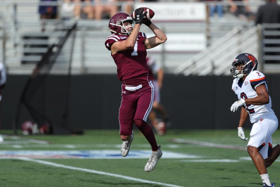 garrett cody plays football against bucknell