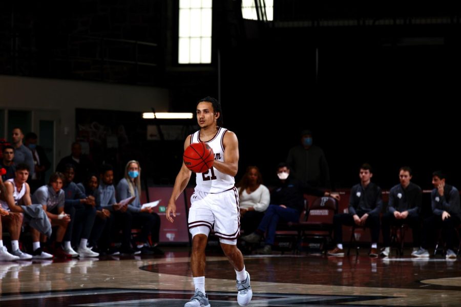 for an article about bonaventure game, josh colon navarro shoots in davidson game